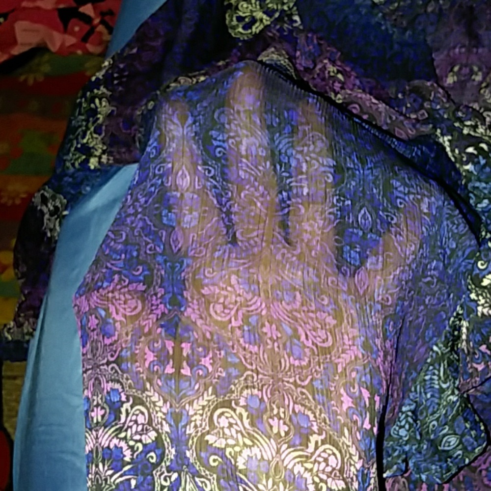 Blouse - Picture 6 of 6